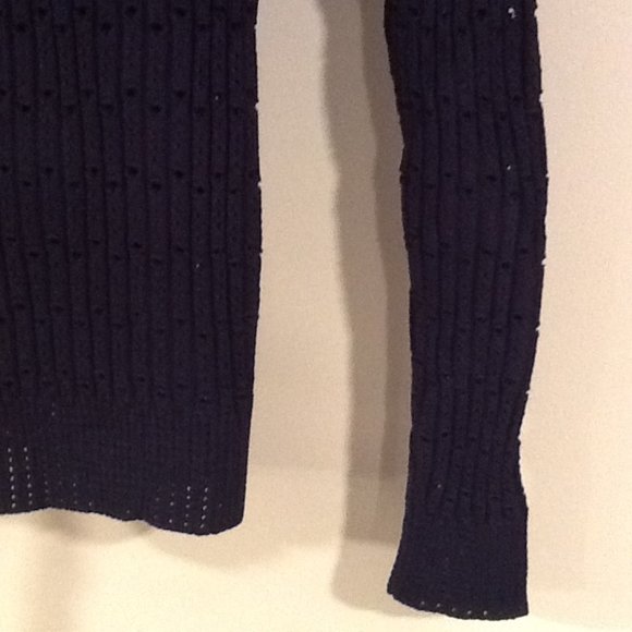 " SPORTY POINTELLE COLLARED KNITTED TOP "  from  KAREN MILLEN - Picture 3 of 5